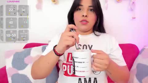 Yunna online show from 12/20/25, 11:28