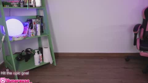 yunorose_ online show from 11/16/25, 03:12