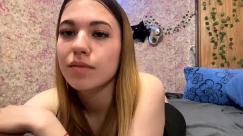 yunsylney online show from 05/11/26, 05:10