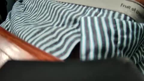 yuppers1234 online show from 09/13/25, 03:56