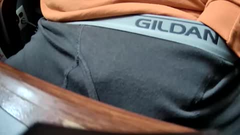 yuppers1234 online show from 10/23/25, 05:44