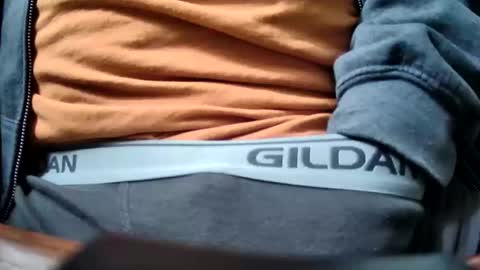 yuppers1234 online show from 10/24/25, 07:10