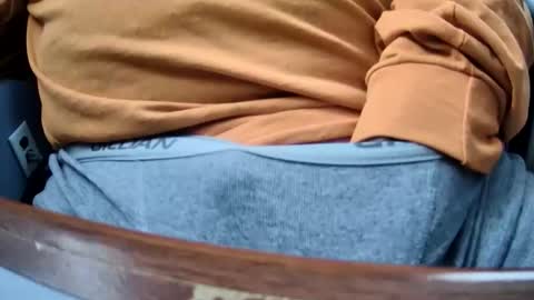 yuppers1234 online show from 12/03/25, 02:15