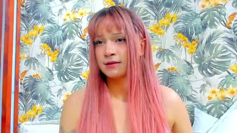 Yuri Kay online show from 04/21/26, 01:42