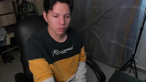 yurii_moody online show from 02/17/25, 12:32