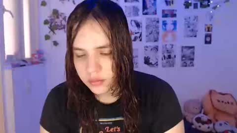 yuriko  online show from 05/02/26, 06:35