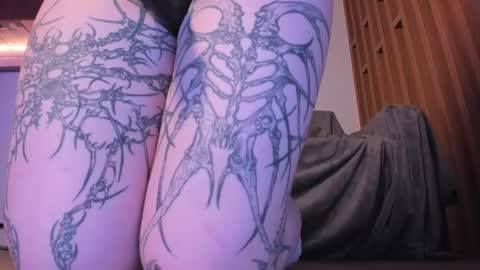 Hi My name Yuriko online show from 03/10/25, 06:45