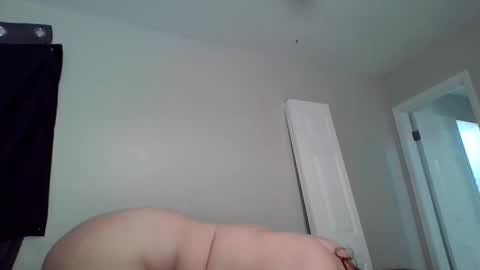 Snapshot of yurtsquirt chatting on 05/28/26, 02:20 yurtsquirt online show from 05/28/26, 02:20