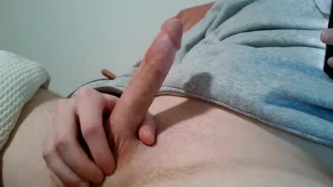 yutrah44 online show from 04/30/26, 03:35