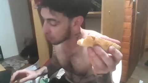 Yuumi online show from 10/19/25, 07:20