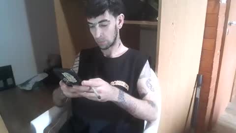 Yuumi online show from 10/20/25, 06:41