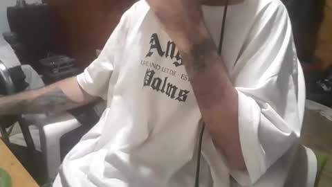 Yuumi online show from 03/20/26, 01:54