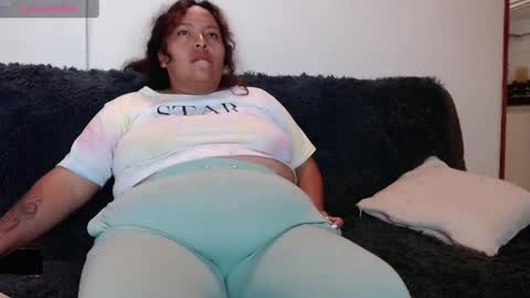 Snapshot of yvonn_jlove chatting on 06/09/26, 11:22 yvonn online show from 06/09/26, 11:22
