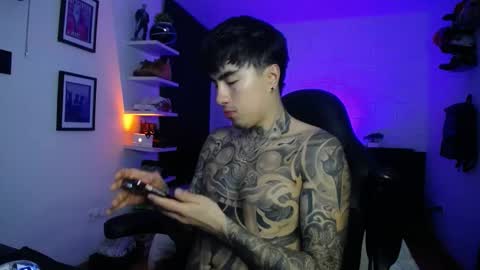 zac_muller1 online show from 02/26/26, 11:42