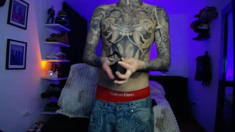 zac_muller1 online show from 04/01/26, 04:35