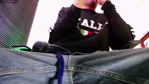 Snapshot of zac_watson chatting on 07/01/26, 05:12 Zac Freelance model online show from 07/01/26, 05:12