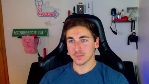 Snapshot of zach_rhyder chatting on 12/19/24, 01:50 Zach Rhyder online show from 12/19/24, 01:50