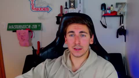 Snapshot of zach_rhyder chatting on 12/20/24, 03:25 Zach Rhyder online show from 12/20/24, 03:25