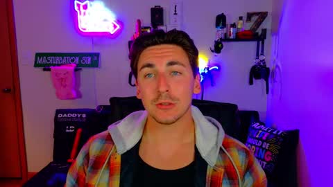 Snapshot of zach_rhyder chatting on 09/28/25, 01:44 Zach Rhyder online show from 09/28/25, 01:44