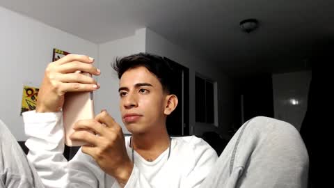 Snapshot of zack_kingg chatting on 01/25/25, 03:19 Zack King online show from 01/25/25, 03:19