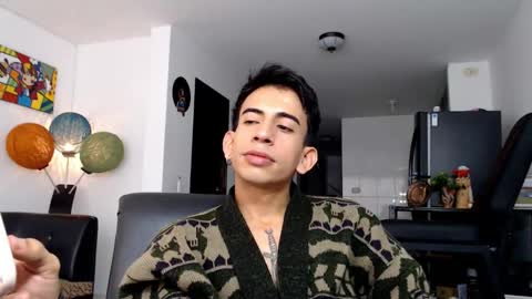 Snapshot of zack_kingg chatting on 02/03/25, 11:42 Zack King online show from 02/03/25, 11:42