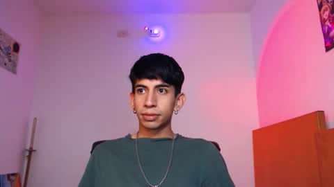 Snapshot of zack_kingg chatting on 09/16/25, 12:28 Zack King online show from 09/16/25, 12:28