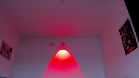 Snapshot of zack_kingg chatting on 10/01/25, 04:02 Zack King online show from 10/01/25, 04:02