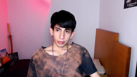 Snapshot of zack_kingg chatting on 10/10/25, 07:02 Zack King online show from 10/10/25, 07:02