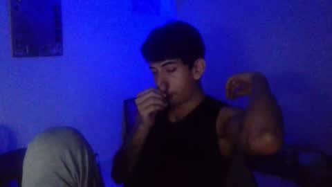 Snapshot of zack_kingg chatting on 11/16/25, 04:18 Zack King online show from 11/16/25, 04:18