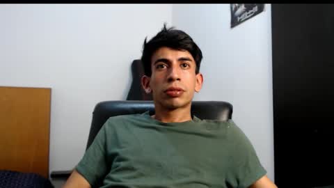 Snapshot of zack_kingg chatting on 02/28/26, 11:06 Zack King online show from 02/28/26, 11:06