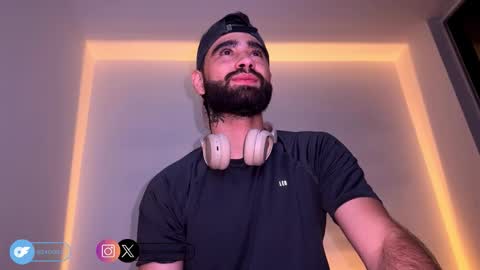 Snapshot of zack_sullivan22 chatting on 09/24/25, 01:53 zack_sullivan22 online show from 09/24/25, 01:53