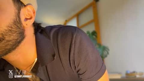 Snapshot of zack_sullivan22 chatting on 02/01/26, 03:43 zack_sullivan22 online show from 02/01/26, 03:43