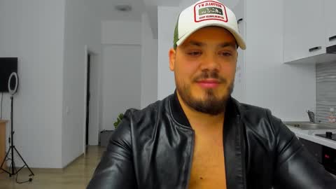 Zack online show from 11/06/25, 12:22