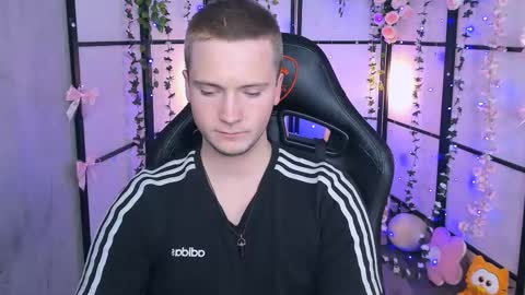 Snapshot of zackhandsome chatting on 03/11/25, 06:30 Zack online show from 03/11/25, 06:30