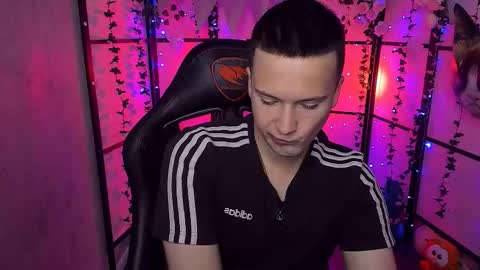 Snapshot of zackhandsome chatting on 09/09/25, 06:35 Zack online show from 09/09/25, 06:35