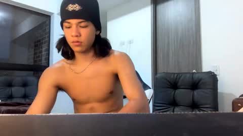 zackss_player online show from 09/22/25, 11:18