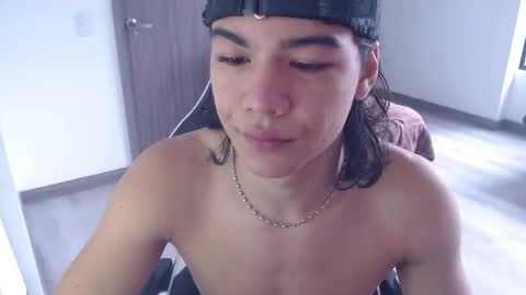 zackss_player online show from 10/01/25, 07:31