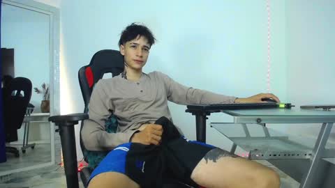 zack online show from 12/05/24, 11:18