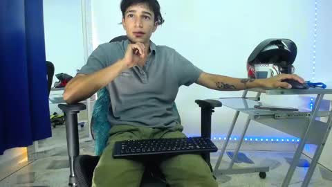 zack online show from 12/18/24, 12:10