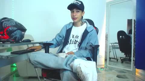 zack online show from 12/25/24, 06:30