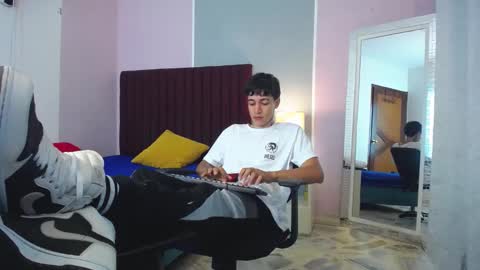 zack online show from 01/02/25, 03:40