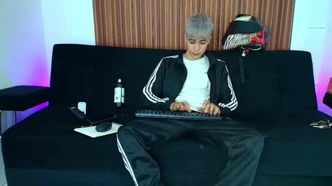 zack online show from 03/07/25, 11:05