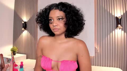 zafira online show from 02/15/25, 03:50