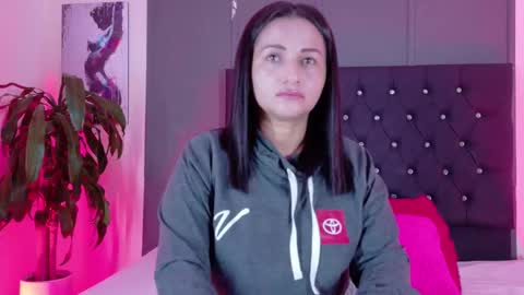 Zafiro Brown online show from 09/29/25, 07:57