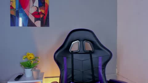 Zafiro Brown online show from 03/23/26, 07:51