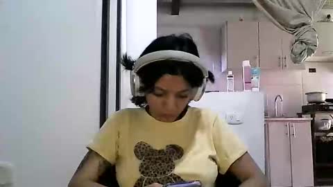 Snapshot of zafiro_rubi chatting on 05/09/26, 02:55 Zafiro online show from 05/09/26, 02:55