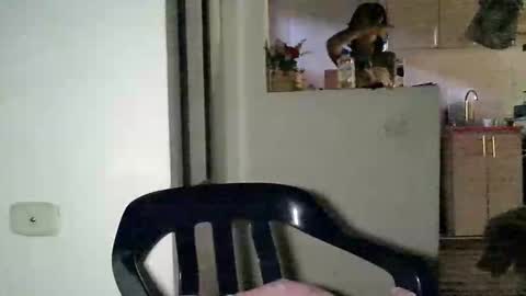 Snapshot of zafiro_rubi chatting on 05/27/26, 04:37 Zafiro online show from 05/27/26, 04:37