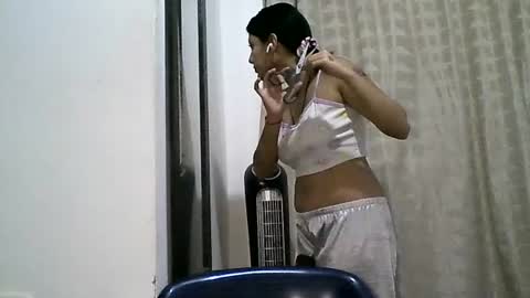 Snapshot of zafiro_rubi chatting on 06/23/26, 12:03 Zafiro online show from 06/23/26, 12:03