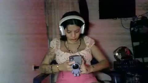 Snapshot of zafiro_rubi chatting on 07/20/26, 03:47 Zafiro online show from 07/20/26, 03:47