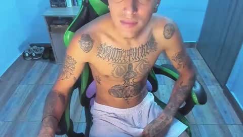 BiG Zafiro online show from 12/03/25, 12:03